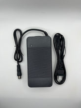 Flaunt 4 Amp Fast Charger